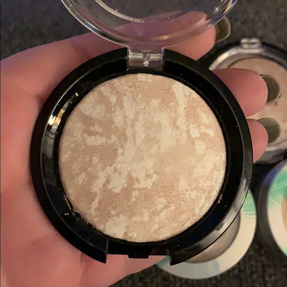 Miscellaneous Highlighter Package - Picture 2 of 8